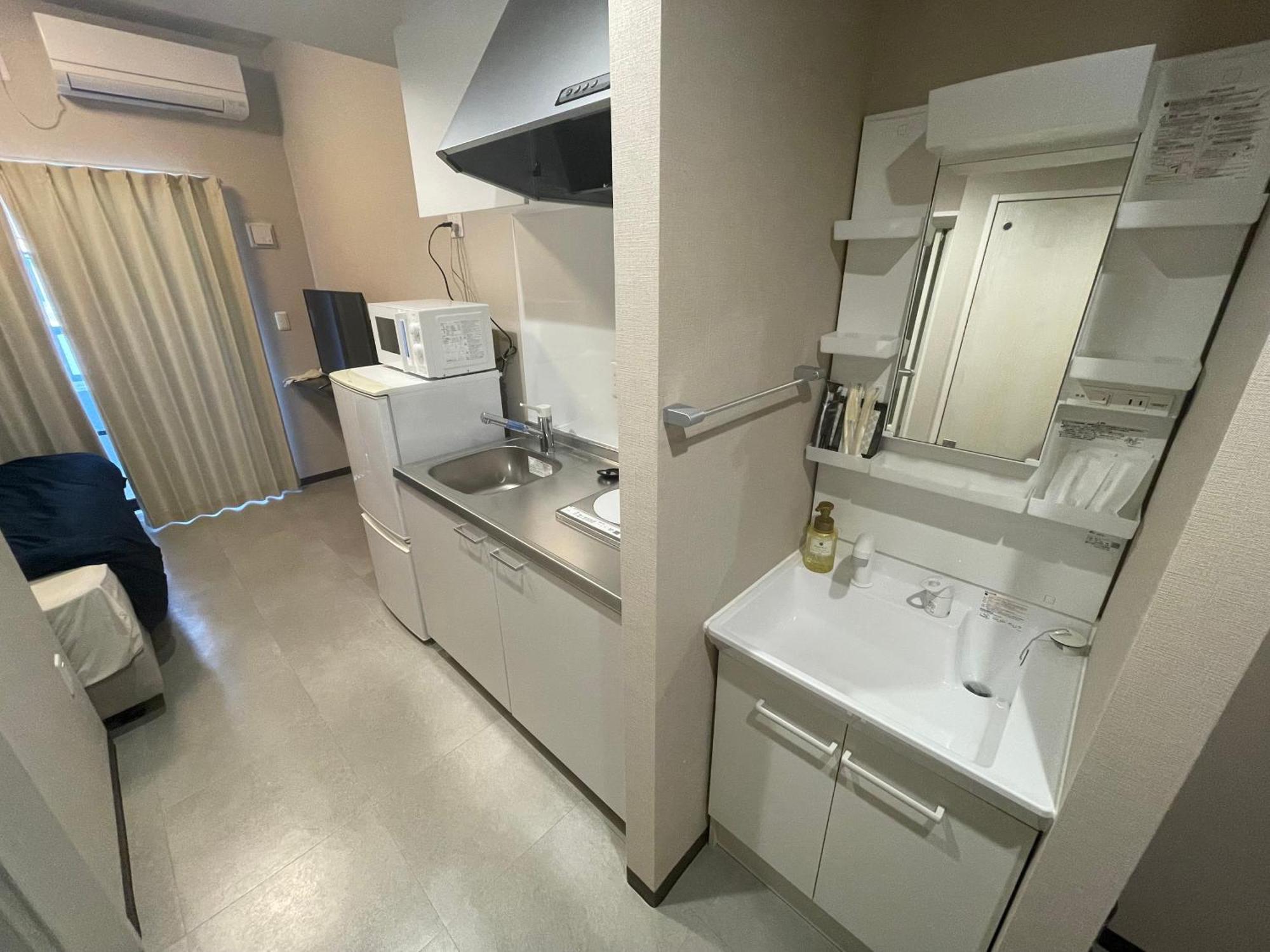 Hotel Ao Shintoshin Наха Екстериор снимка